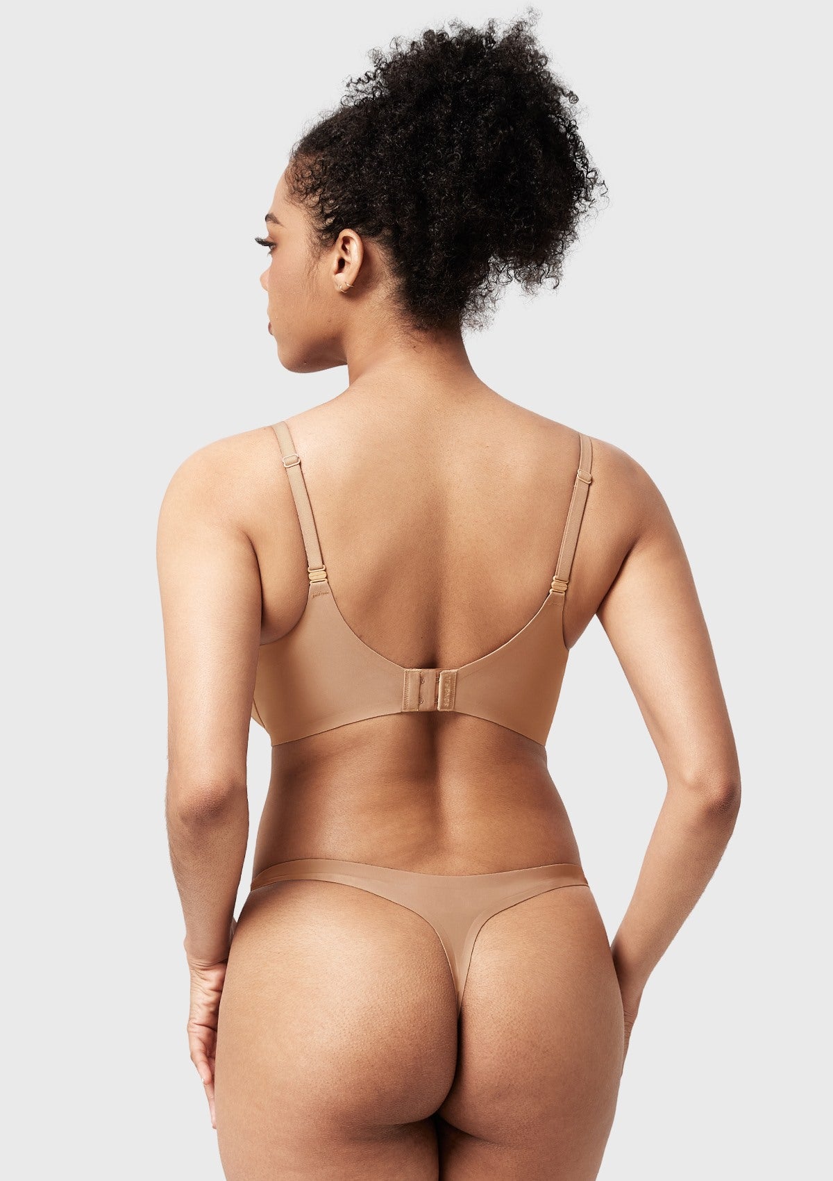Songful Seamless Support Plunge Push-Up Lightly Padded T-Shirt Full Coverage Underwire Bra