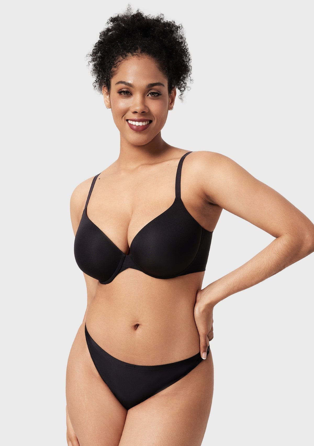 Songful Seamless Support Plunge Push-Up Lightly Padded T-Shirt Full Coverage Underwire Bra