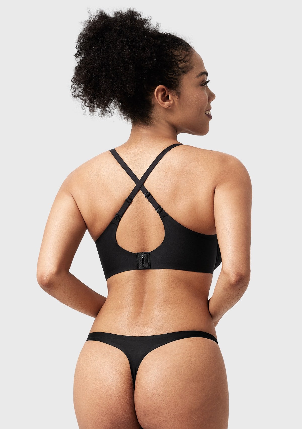 Songful Seamless Support Plunge Push-Up Lightly Padded T-Shirt Full Coverage Underwire Bra