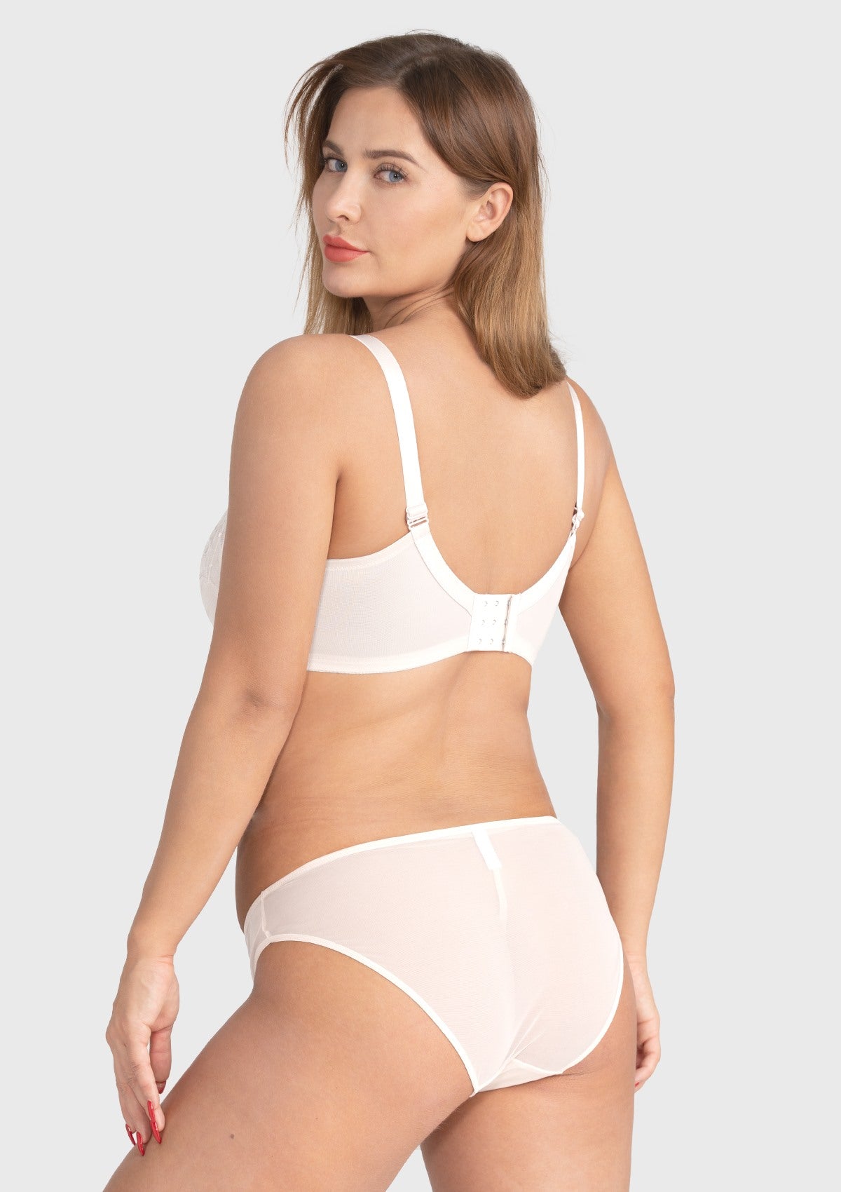 Winter Sonata Embroidered Lace Trim Full Coverage Unlined Underwire Bra